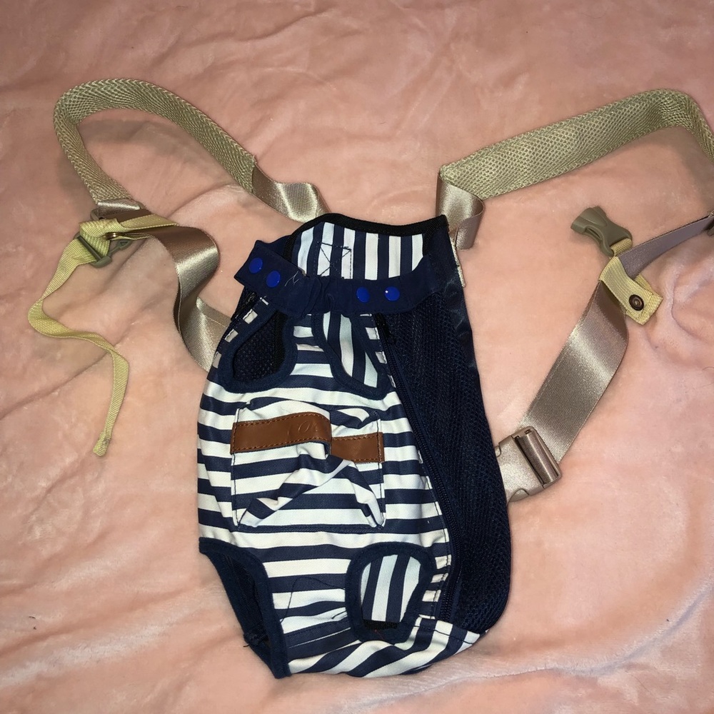 Dog/ cat carrier backpack